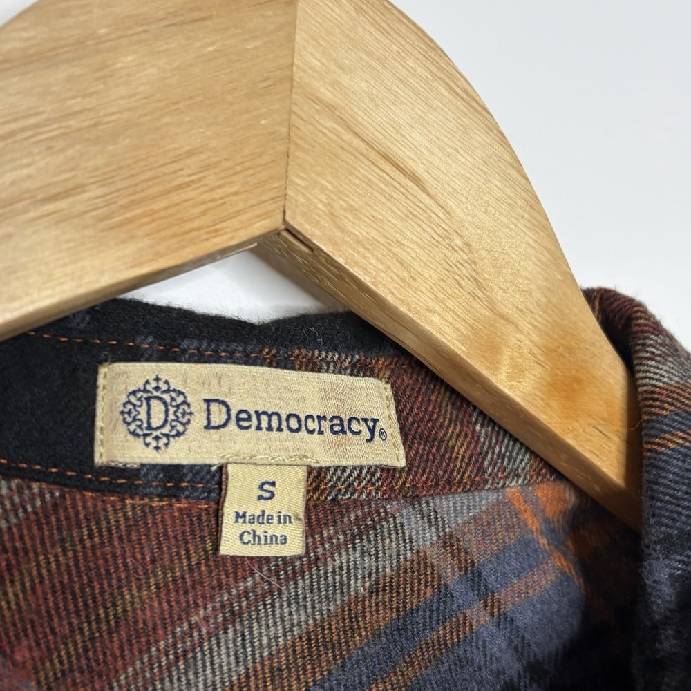 Democracy Plaid Flannel Shirt Womens Small Button Up Granola Girl Outdoor Earthy - Picture 4 of 9